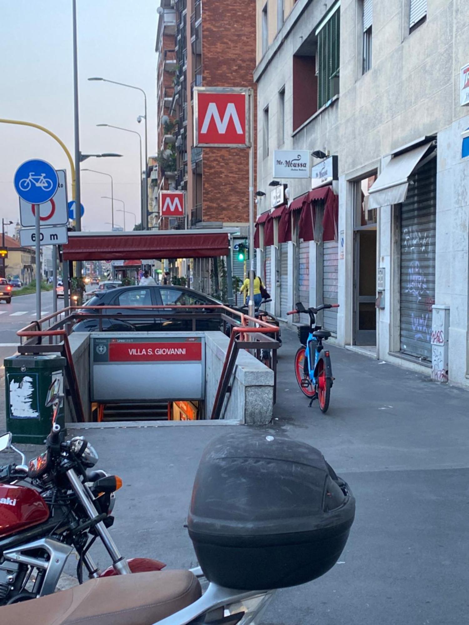Bnb Milano Dipinta Di Blu Ngoại thất bức ảnh